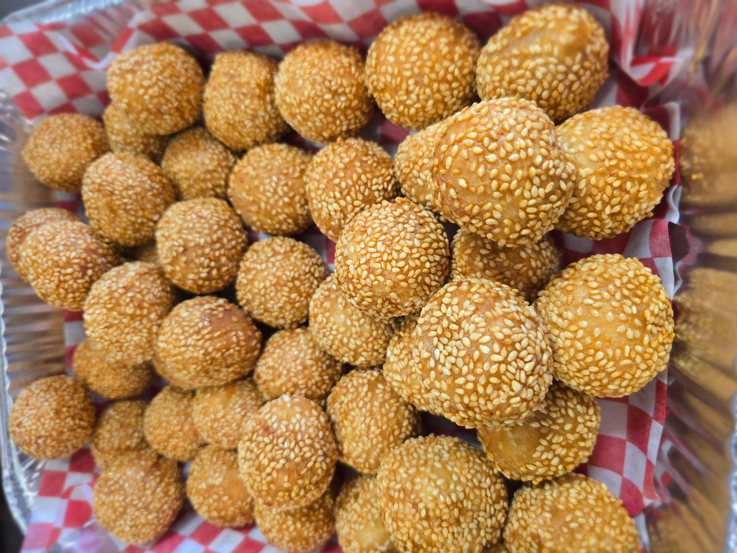 Sesame balls x 8 (DESSERT)